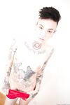 Nikki Hearts - getatoeëerde teef