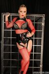 Christina Bella en Kathia Nobili en Irina Bruni hebben bdsm Geslacht