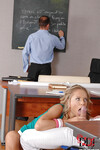 Vanda Lust zuigen op school