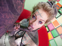 Anuskatzz de getatoeëerde bizarre kut