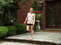 Lilly Ford masturbatie