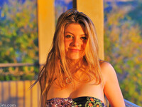 Callie Lavalley toont haar lichaam