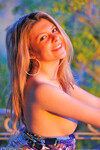 Callie Lavalley toont haar lichaam