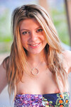 Callie Lavalley toont haar lichaam