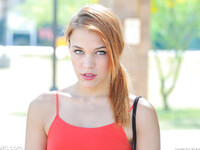 Daisy Dalton laat haar alles zien