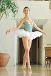 Claire de sexy ballerina