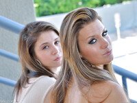 Kelsey Jones en haar tiener vriendin