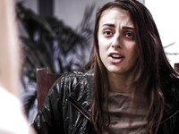 Gia Derza en Evelyn Claire genieten van elkaars lichaam