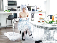 Aziatische cosplay chick Kimmy Kimm neuken hard met een langharige man