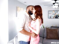 Kelly Caprice is lekker zuigen en haar minnares berijden tot ze gelukkig is