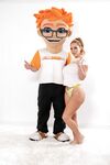 Blond meisje Savannah Bond kan niet wachten om te neuken