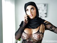 De officiële enige Arabische gat geneukt in haar ondergoed