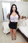 Payton preslee een honderdtal milf krijgt een hete neuken hij is lang gezocht