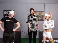 Sarah Jessie - Plastic milf