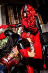 Charlotte Stokely en Romi Rains cosplay lesbisch