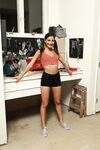 Emily Willis kinky masturbatie