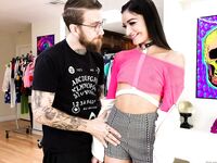 Emily Willis harde seks