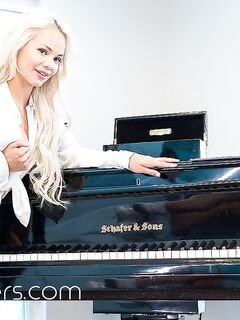 Elsa Jean. Pov neuken