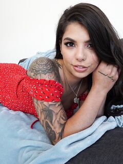 Gina Valentina pov vrijen