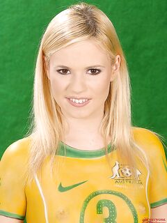 Yasmijn Goud het sexy voetbal meisje